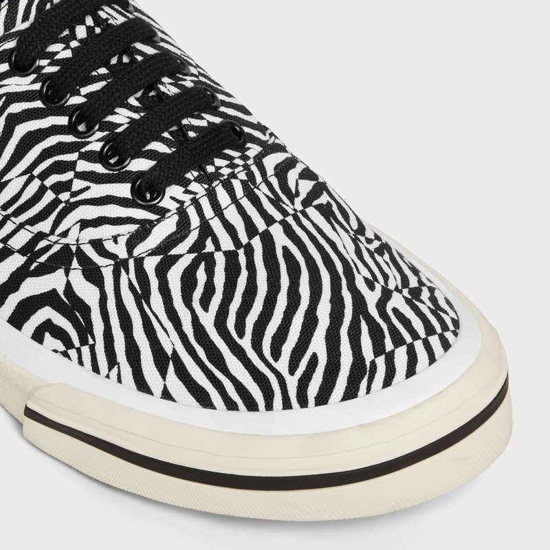 Celine ELLIOT LOW LACE UP in ZEBRA PRINTED CANVAS Sneakers Black / white | CL-591913