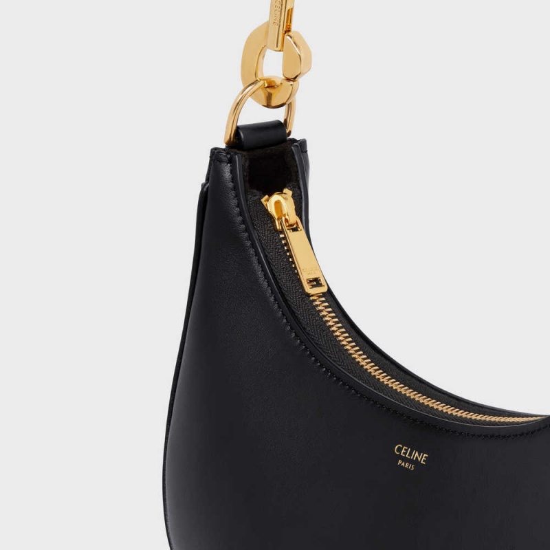 Celine MediumStrap Bag in smooth Calfskin Ava Black | CL-593097